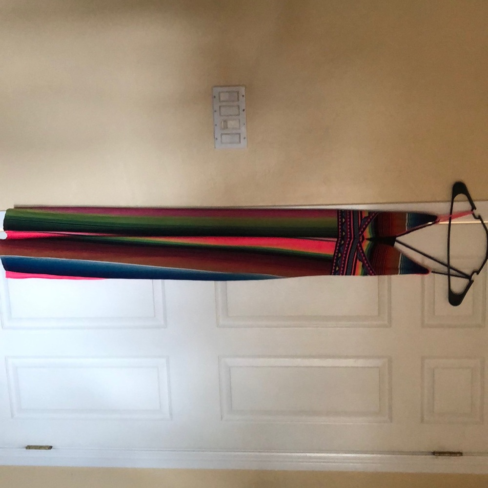 Serpe maxi dress new with out tags